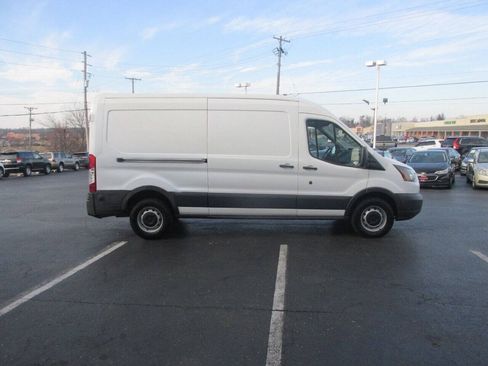 Used 2018 Ford Transit 250 148 Medium Roof RWD image 6
