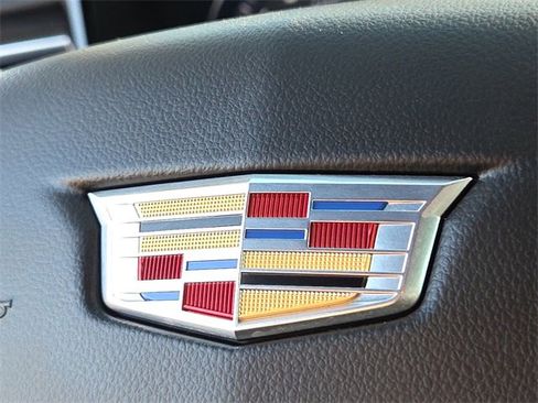 Used 2020 Cadillac XT6 Premium Luxury image 26