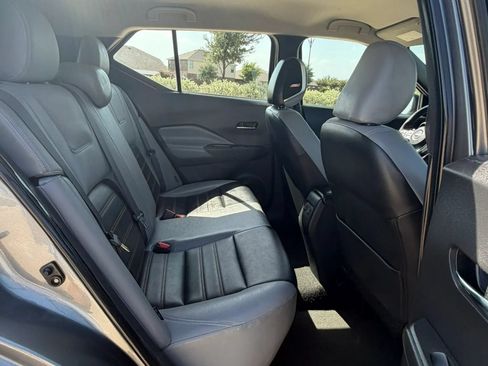 Used 2023 Nissan Kicks SR w/ SR Premium Package FWD image 23