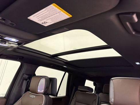 Used 2026 GMC Yukon Denali Ultimate AWD/4WD image 25