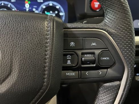 Used 2024 Toyota Tacoma TRD Sport w/ TRD Sport Upgrade Package AWD/4WD image 18