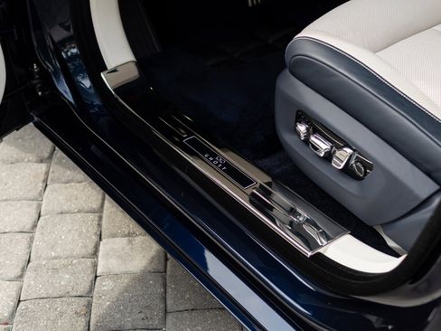 Used 2023 Rolls-Royce Ghost Black Badge w/ Black Badge Ghost Package image 34