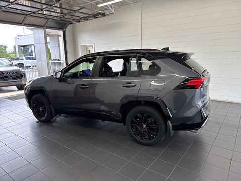 Used 2024 Toyota RAV4 XSE w/ Advanced Technology Package AWD/4WD image 5