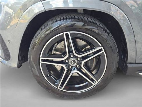 Certified 2026 Mercedes-Benz GLS 450 4MATIC image 24