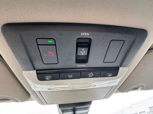 Used 2023 Nissan Altima 2.5 SR AWD/4WD image 25