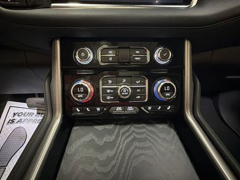Certified 2023 GMC Yukon Denali AWD/4WD image 19