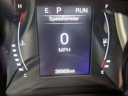 Used 2020 Jeep Compass Latitude image 24