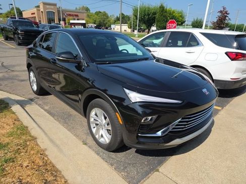 Certified 2024 Buick Envista Preferred w/ Convenience I Package FWD image 1