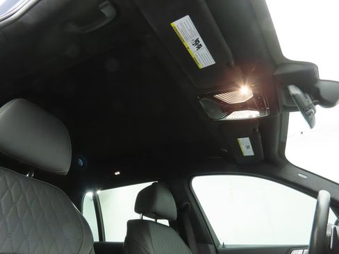 Used 2020 BMW X7 M50i image 18