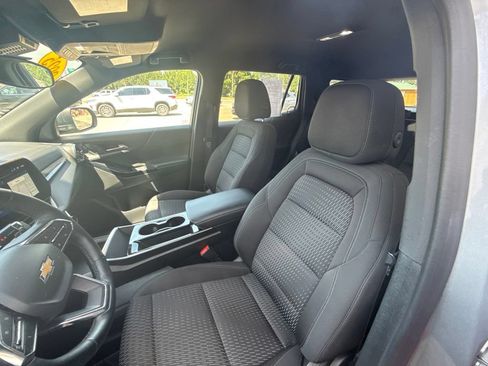Used 2025 Chevrolet Equinox LT FWD image 31