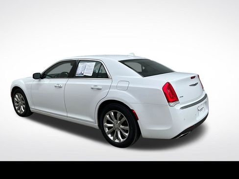 Used 2021 Chrysler 300 Touring L AWD/4WD image 13