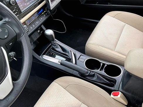 Used 2016 Toyota Corolla L image 15