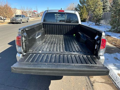 Used 2022 Toyota Tacoma SR w/ SX Package AWD/4WD image 29