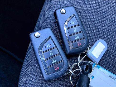 Certified 2022 Toyota Corolla SE image 13