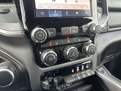 Used 2025 RAM 1500 Big Horn image 18
