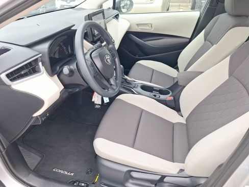 Used 2026 Toyota Corolla LE FWD image 15
