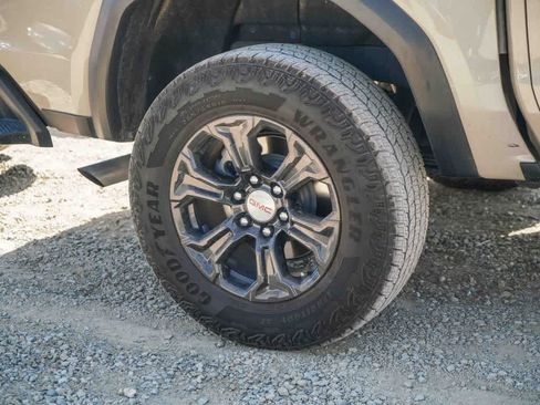 Used 2024 GMC Canyon Elevation w/ Convenience Package RWD image 10