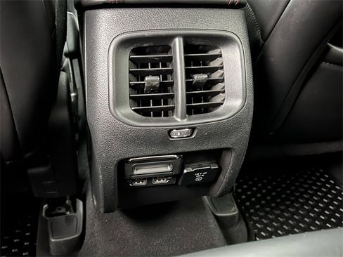 Used 2019 Jeep Cherokee Trailhawk w/ Cold Weather Group image 32