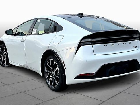 New 2026 Toyota Prius Plug-In Hybrid image 11