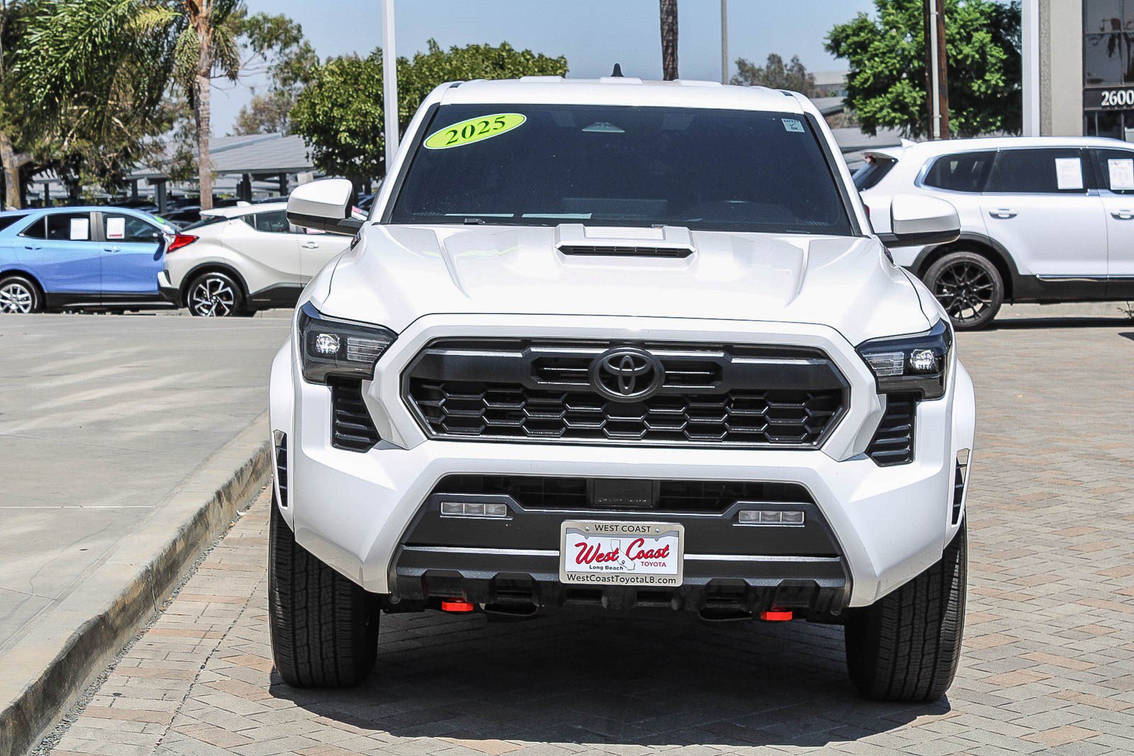 Used 2025 Toyota Tacoma TRD Sport AWD/4WD image 2