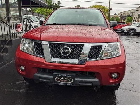 Used 2017 Nissan Frontier SV w/ SV Value Truck Package AWD/4WD image 7