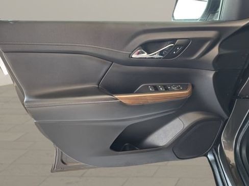 Used 2019 GMC Acadia SLE FWD image 7