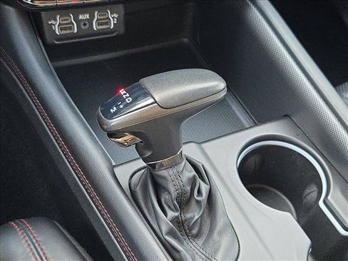 Used 2024 Dodge Durango GT AWD/4WD image 11