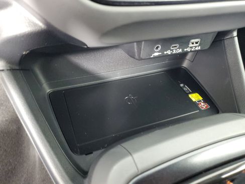 Used 2025 Subaru Crosstrek 2.5i Limited w/ Crosstrek Mirror Package image 19