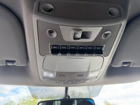 Used 2019 Ford F250 Lariat w/ Lariat Value Package AWD/4WD image 15