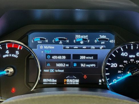 Used 2022 Ford F250 Platinum AWD/4WD image 10