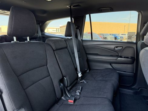 Used 2022 Honda Pilot Sport image 37