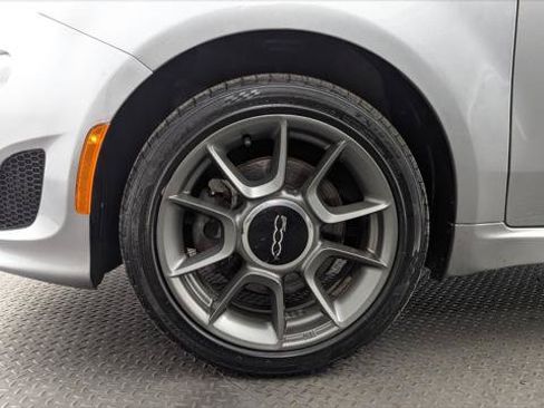 Used 2019 FIAT 500 Pop FWD image 26