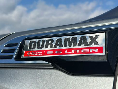 Used 2025 GMC Sierra 3500 Denali AWD/4WD image 10