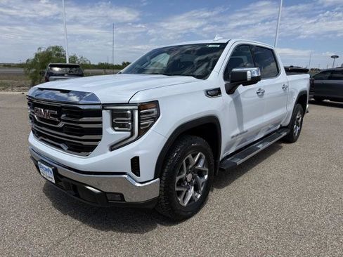 New 2026 GMC Sierra 1500 SLT RWD image 5