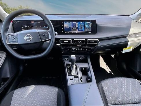 New 2027 Nissan Sentra SV FWD image 5