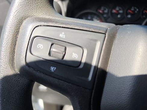 Used 2021 Chevrolet Silverado 1500 Custom image 20