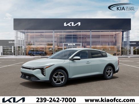 New 2026 Kia K4 FWD image 3