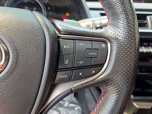 Used 2020 Lexus UX 250h F Sport w/ F Sport Premium Package AWD/4WD image 23