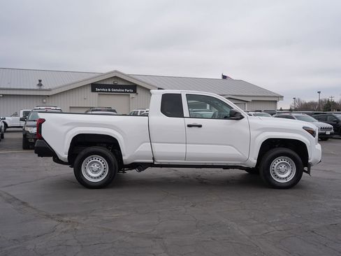 Used 2025 Toyota Tacoma SR RWD image 2