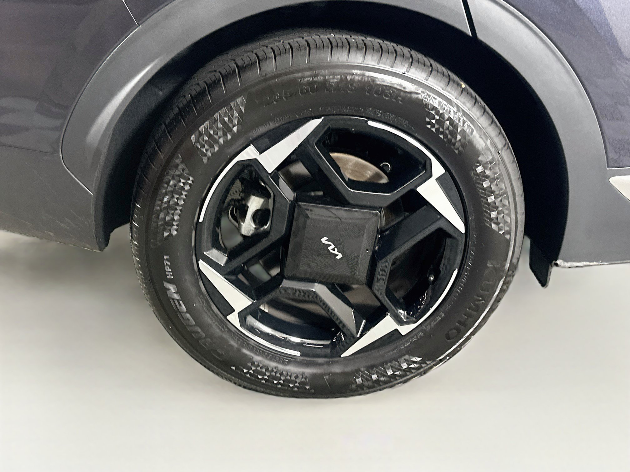 Used 2026 Kia Sportage EX FWD image 11