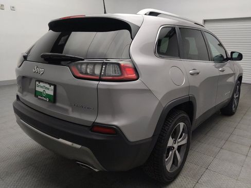 Used 2019 Jeep Cherokee Limited AWD/4WD image 9