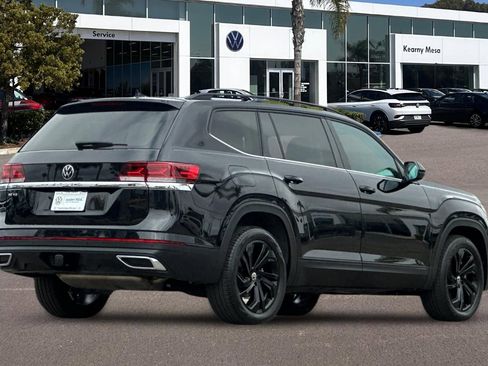 Used 2023 Volkswagen Atlas SE w/ Black Wheel Package FWD image 4