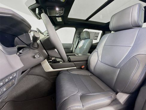 New 2025 Toyota Tundra Platinum image 15