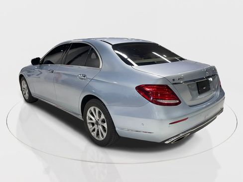 Used 2017 Mercedes-Benz E 300 4MATIC w/ Premium 1 Package image 7