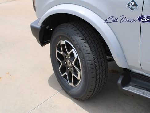 New 2026 Ford Bronco Outer Banks AWD/4WD image 5