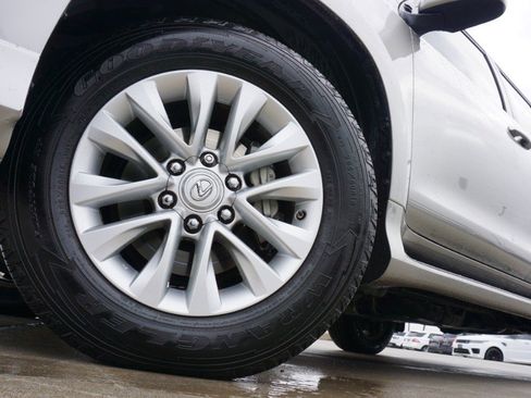 Used 2021 Lexus GX 460 Premium w/ Premium Plus Package image 11