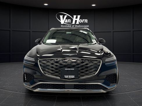 Used 2026 Genesis GV70 2.5T Advanced AWD/4WD image 2