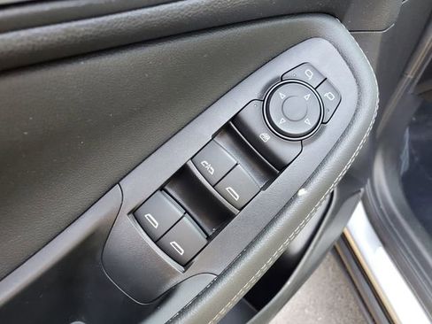 Certified 2023 Buick Encore GX Preferred w/ Cold Weather Comfort Package AWD/4WD image 18