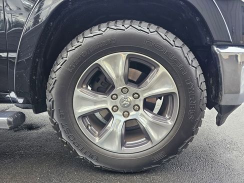 Used 2019 RAM 1500 Laramie image 9