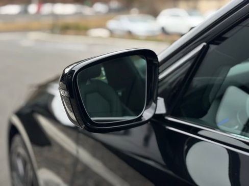 Used 2019 BMW 530i xDrive w/ M Sport Package image 14